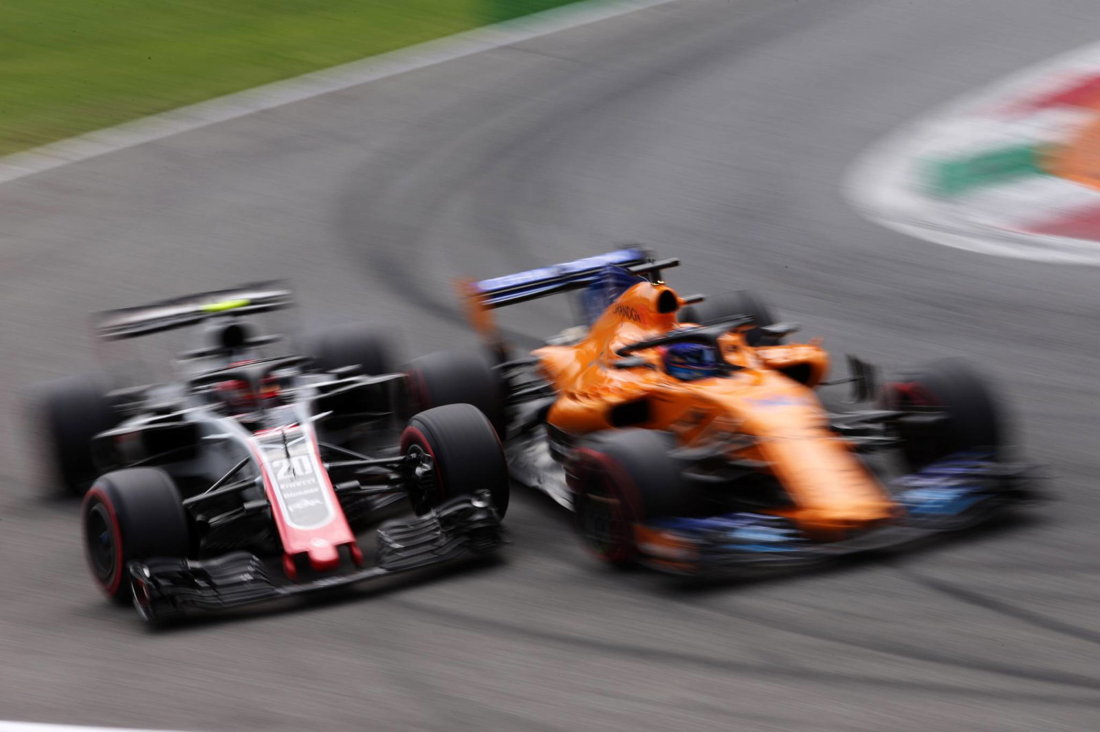 Hamilton: Current F1 tyres dictate no out-and-out racing