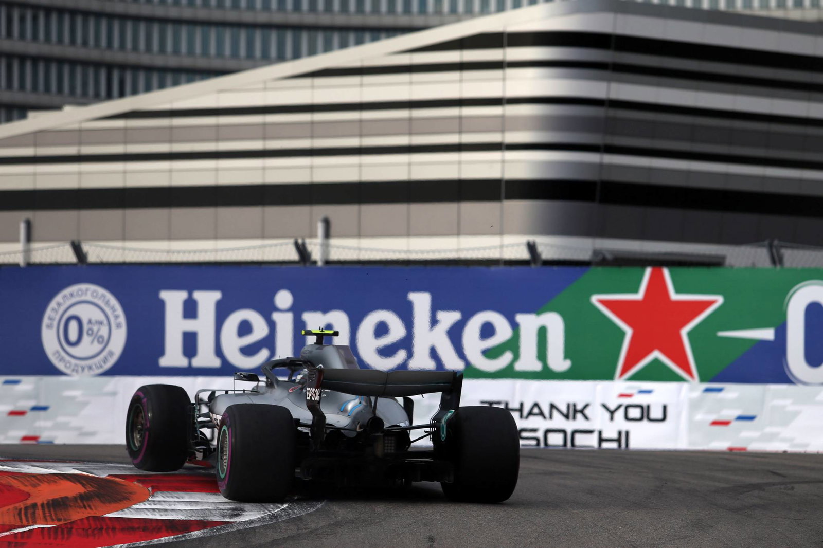 Honda switches back to previous-spec power unit in Russia