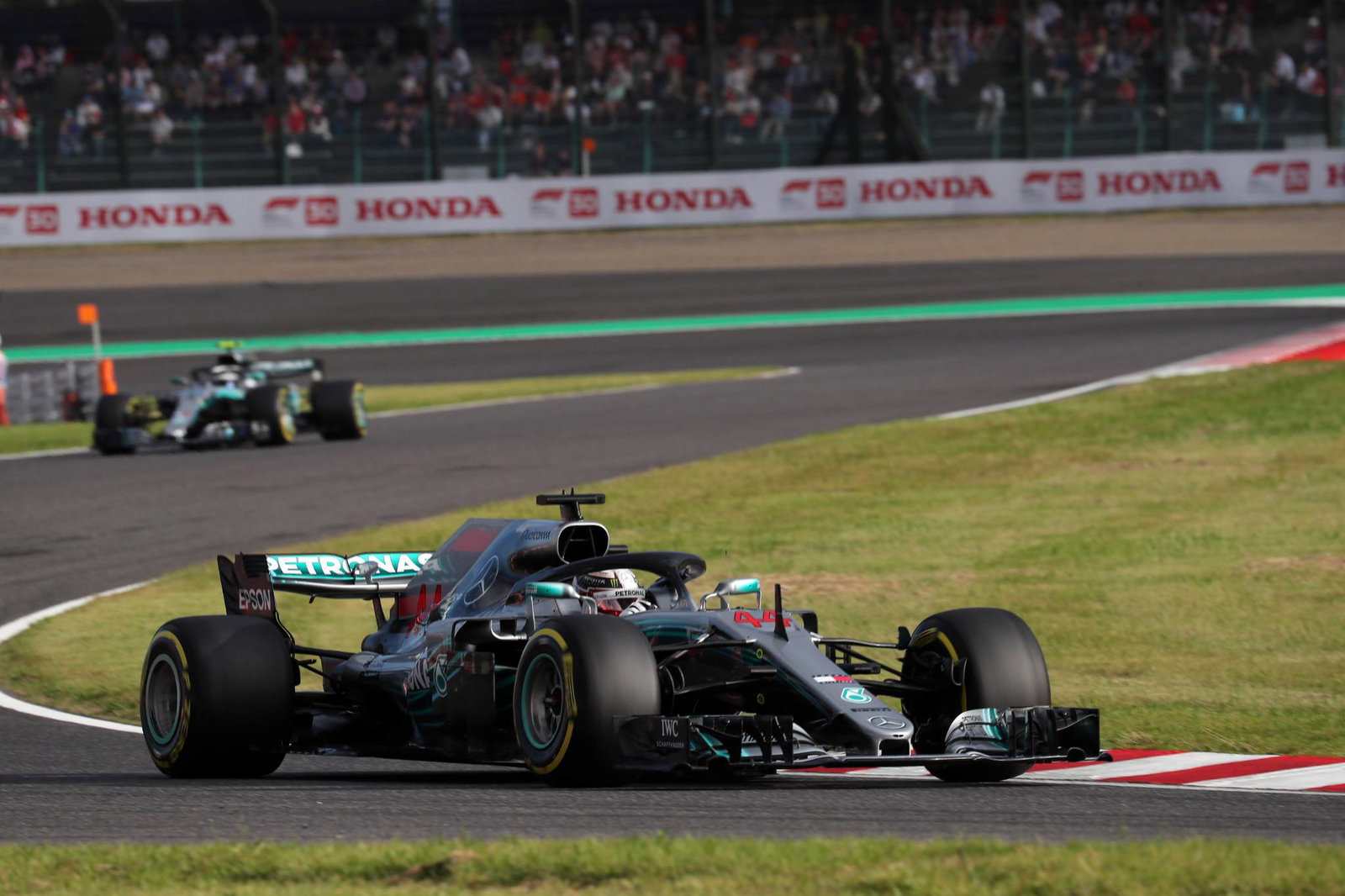 Mercedes keeping ‘options open’ over team orders in Japan