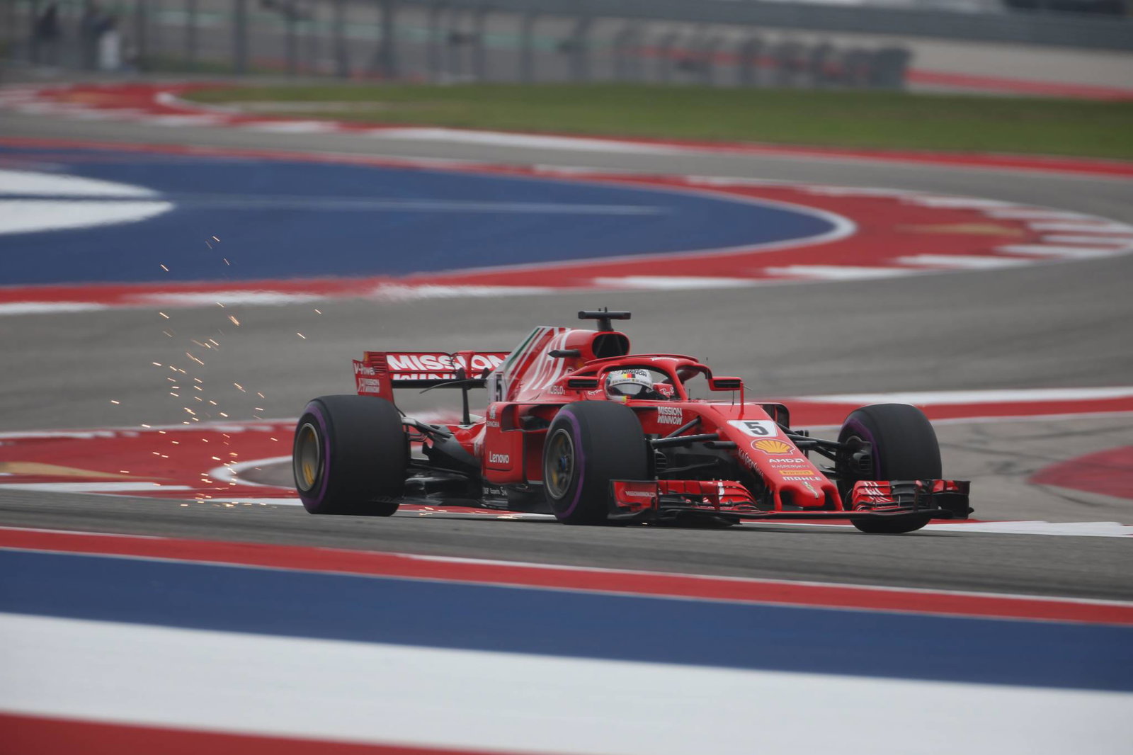 Lewis Hamilton edges Vettel, Raikkonen for United States GP pole