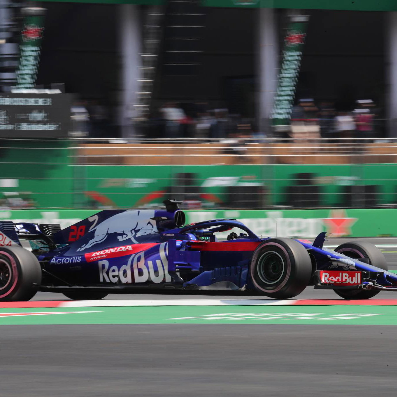 Brendon Hartley, Pascal Wehrlein join Ferrari F1 simulator team