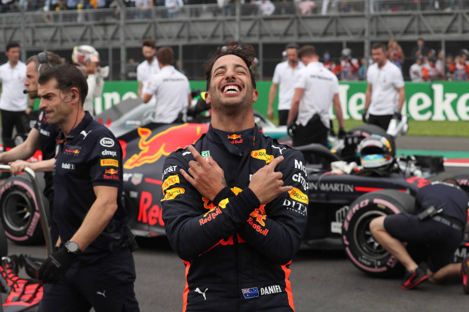 Qualifying Analysis: How Ricciardo denied Verstappen Vettel’s record