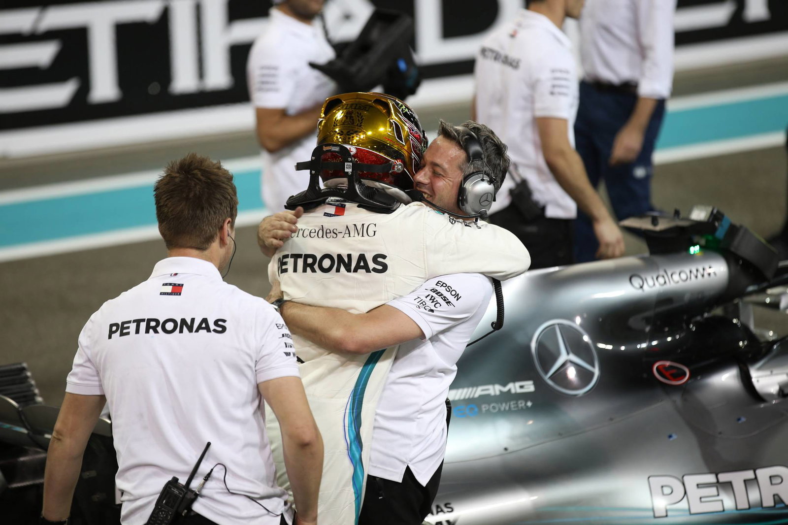 Valtteri Bottas menyesali kesalahannya setelah absen di tiang Abu Dhabi