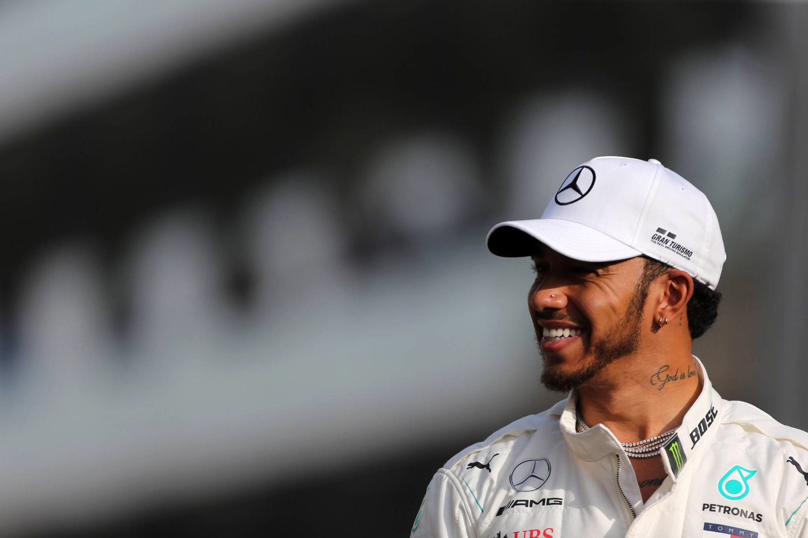 Hamilton closes F1 season with Abu Dhabi victory as Alonso bows out
