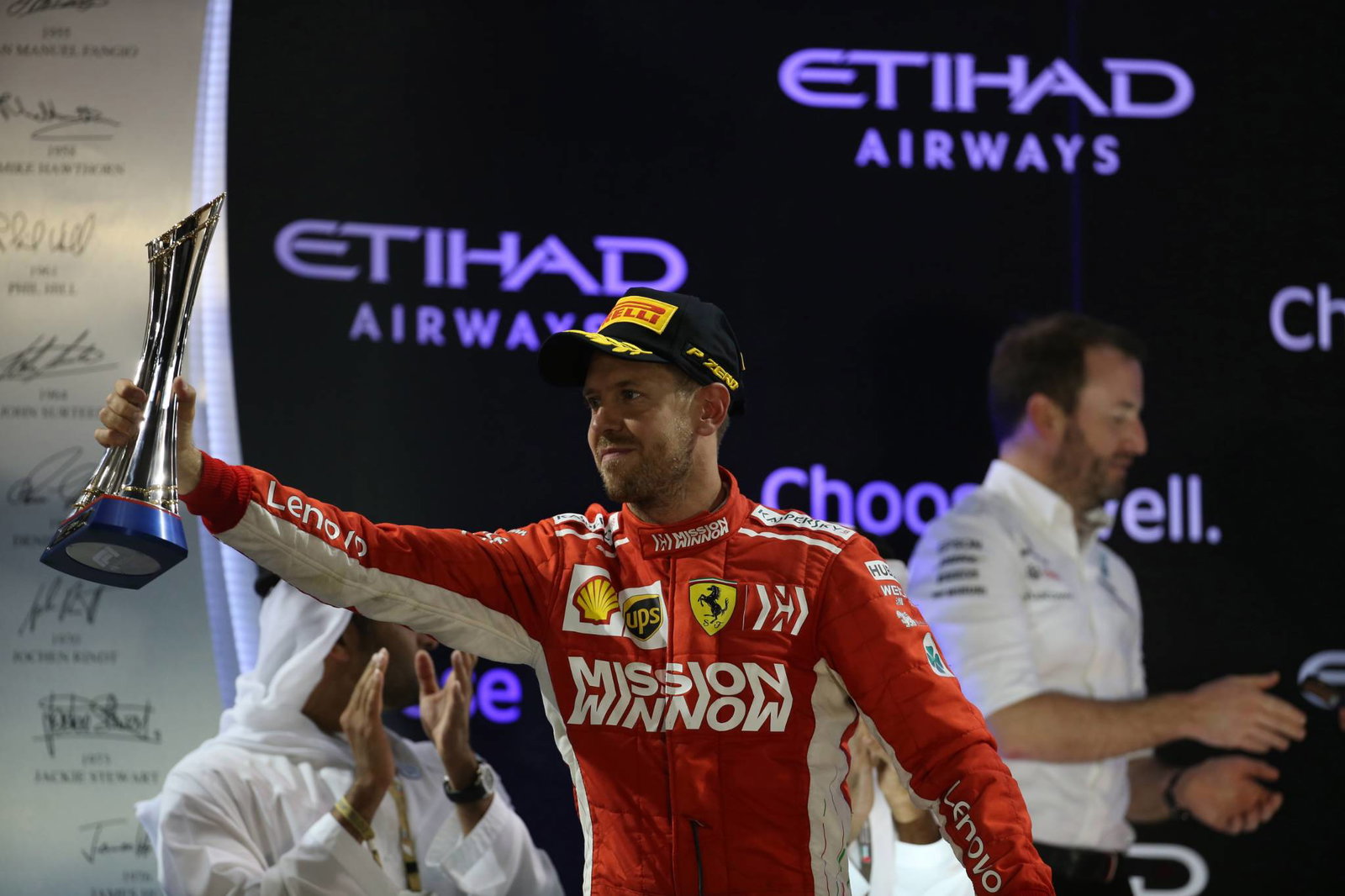Alonso thankful for 'magic' F1 send-off with Hamilton, Vettel