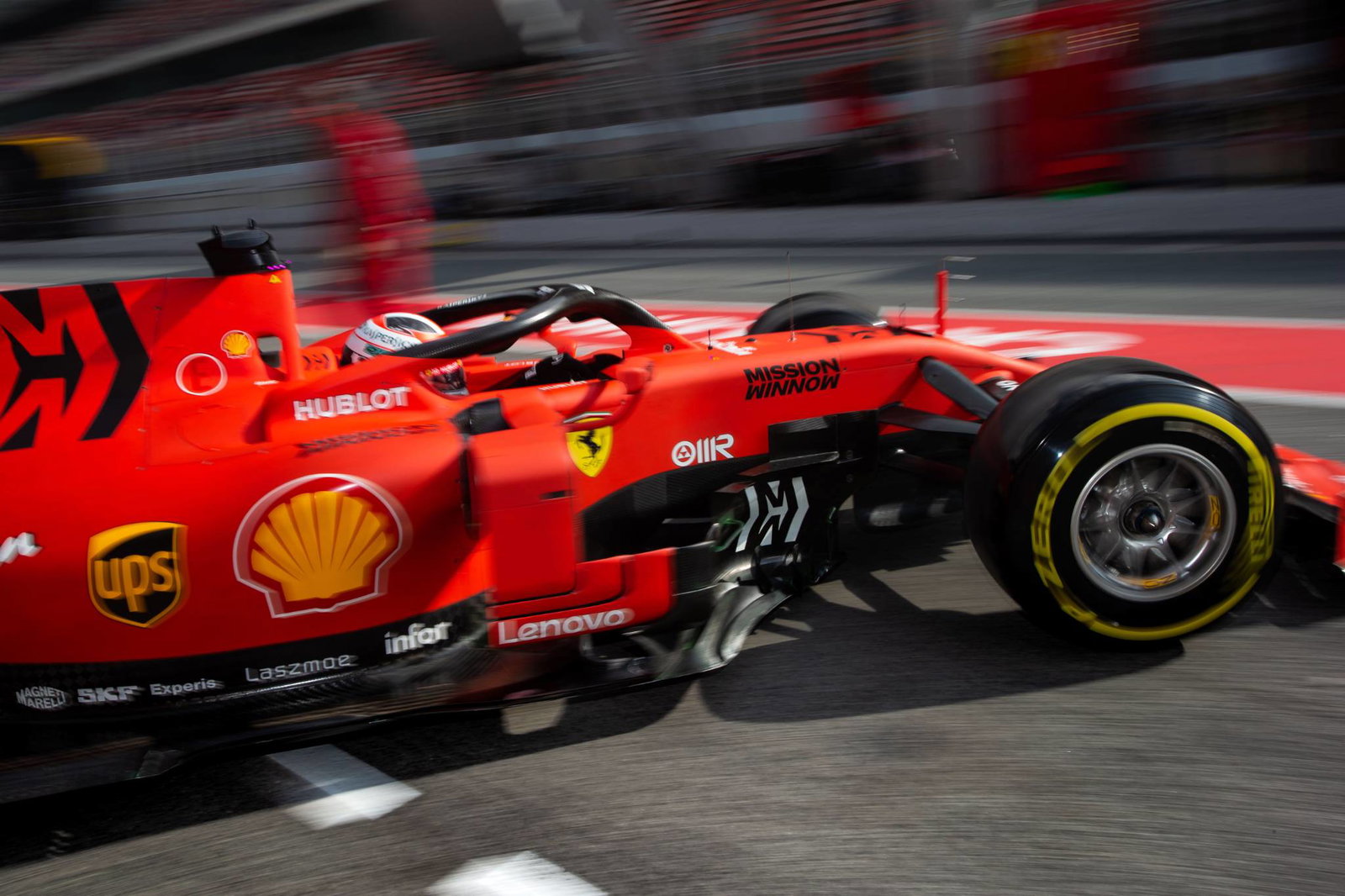 Bottas: Mercedes needs to unlock more to compete with Ferrari