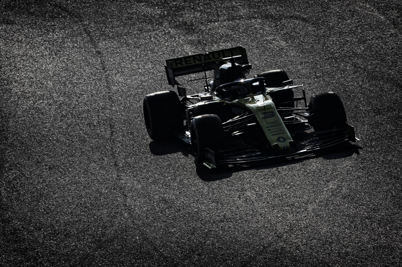 Motif ulang tahun ke-90 Ferrari menggantikan Mission Winnow untuk pembuka F1