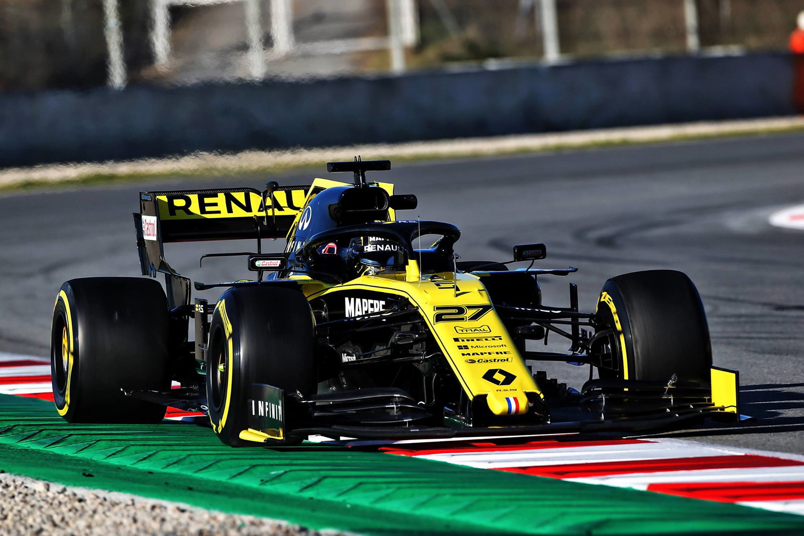 Renault says 2019 F1 engine has already achieved “high targets”