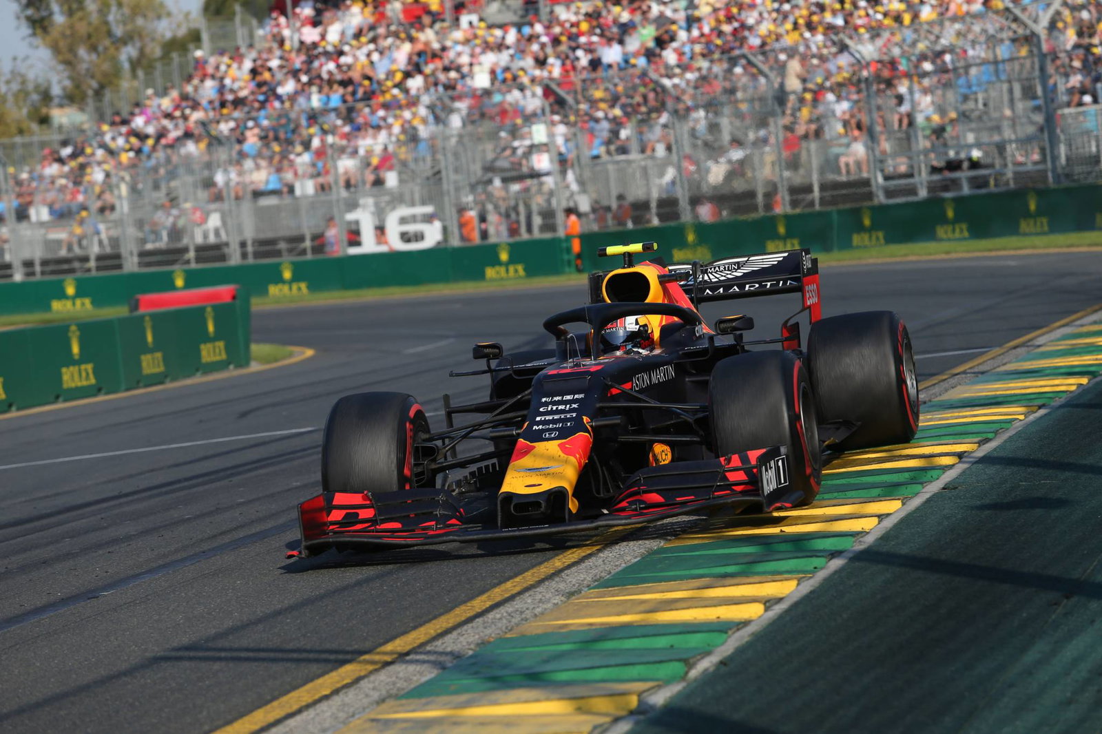 Alexander Albon expecting more straightforward Bahrain F1 weekend