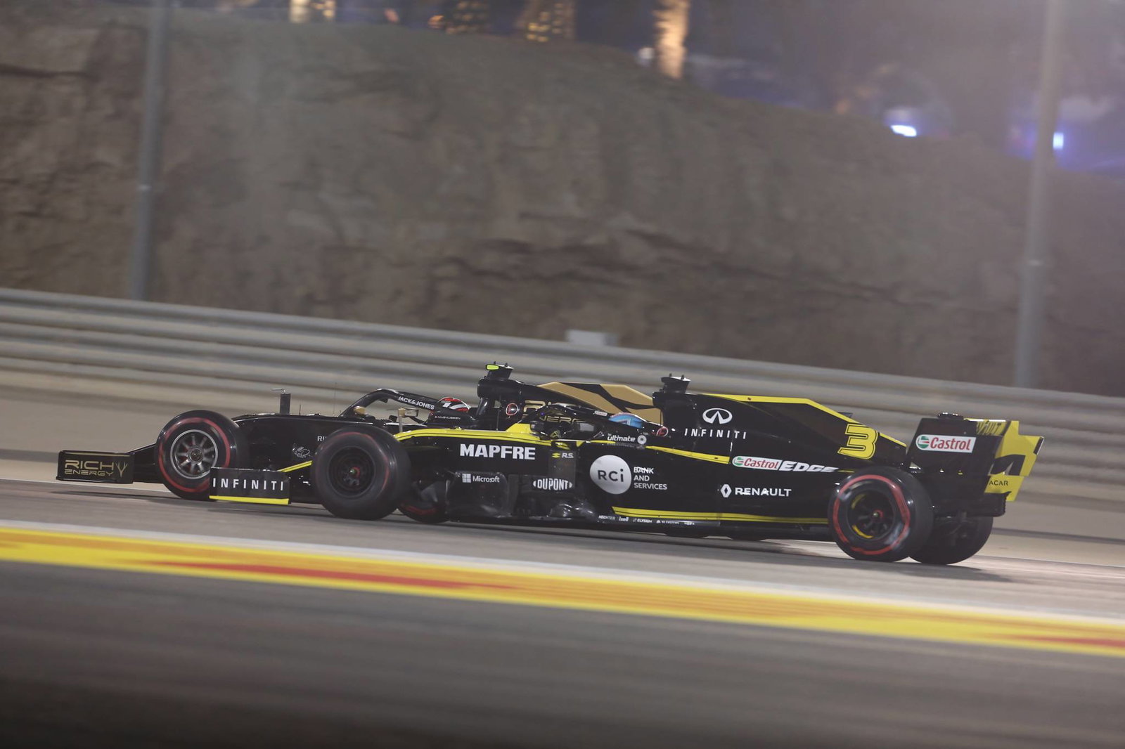 F1 Paddock Notebook - Chinese GP Thursday