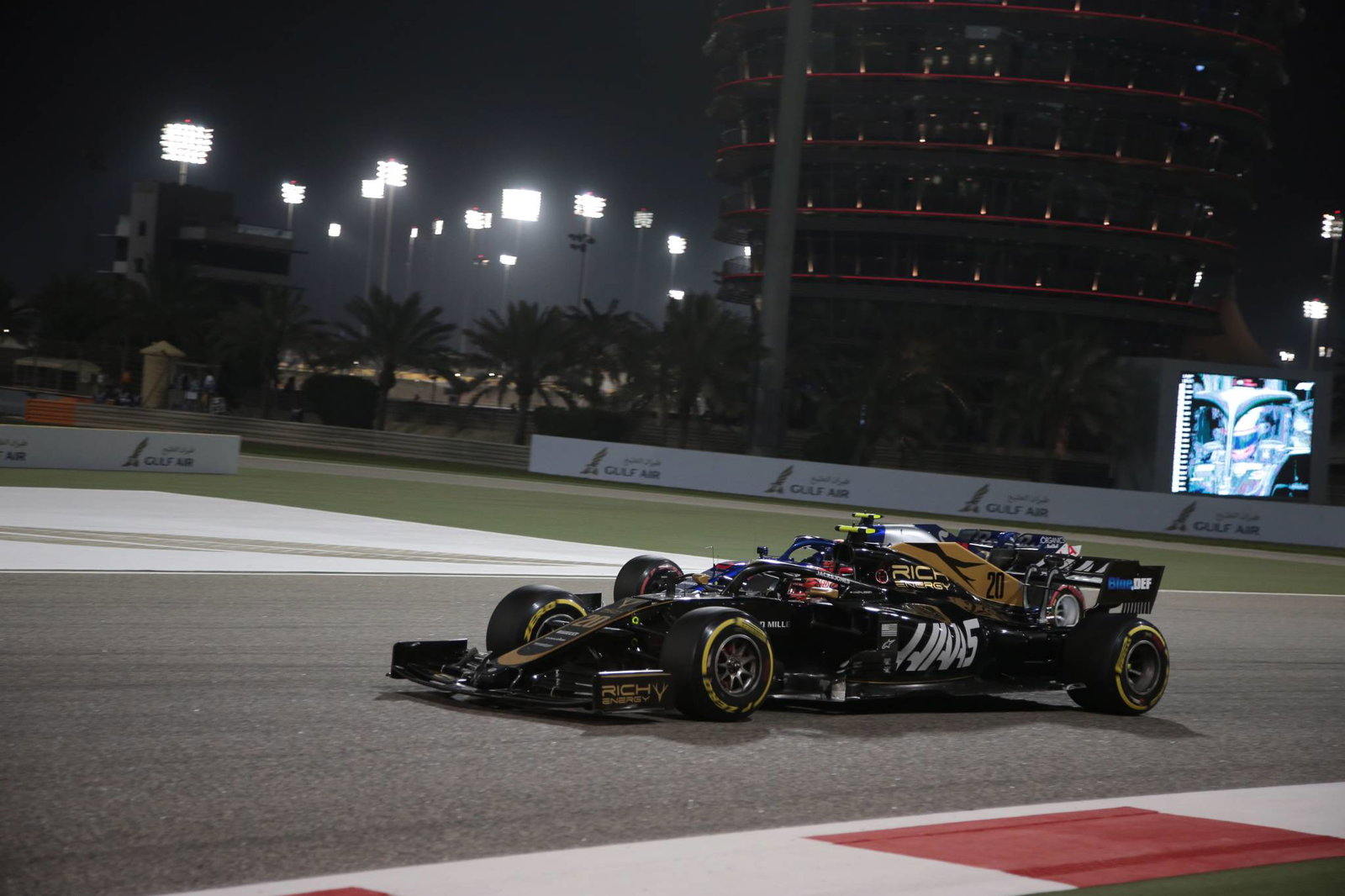 Hamilton: Mercedes underperformed but got lucky