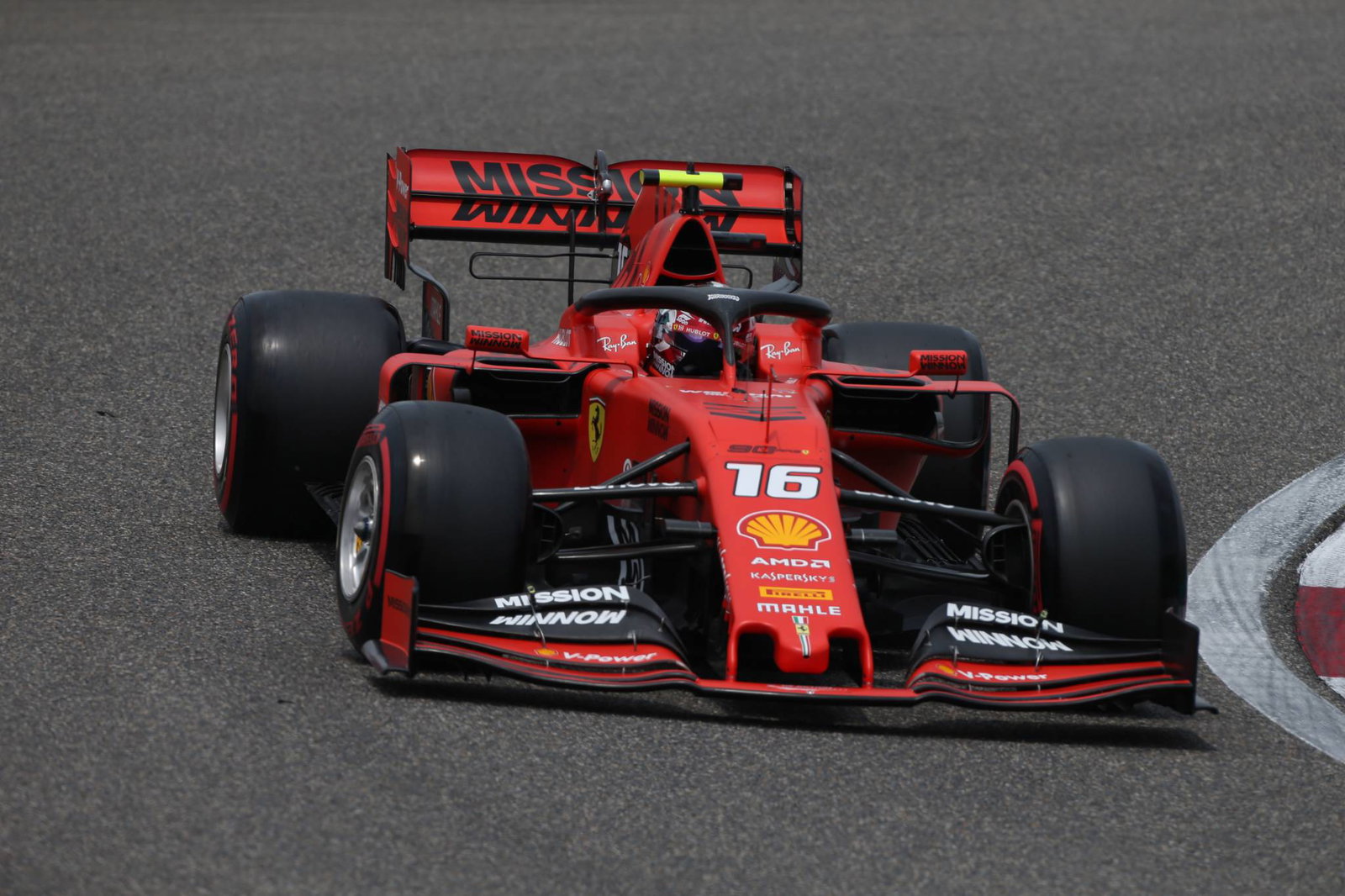 Confident Bottas keeps expectations in check