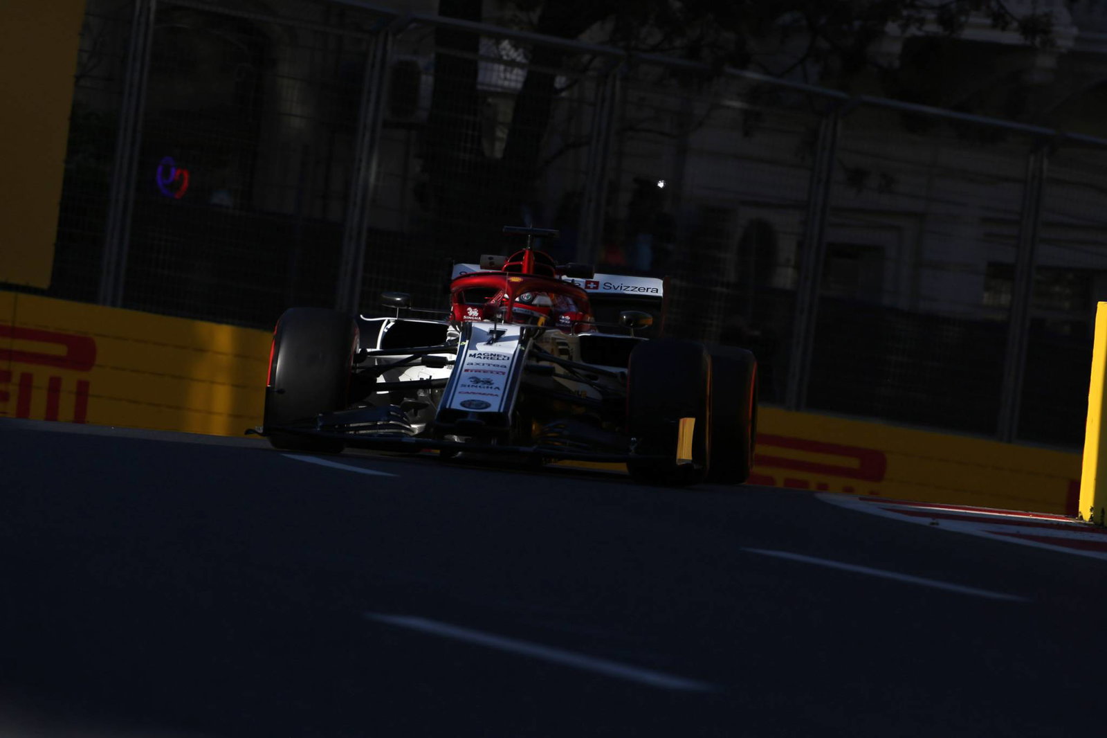 Analisis Kualifikasi F1: Bagaimana Mercedes menemukan 'peluru perak' di Baku