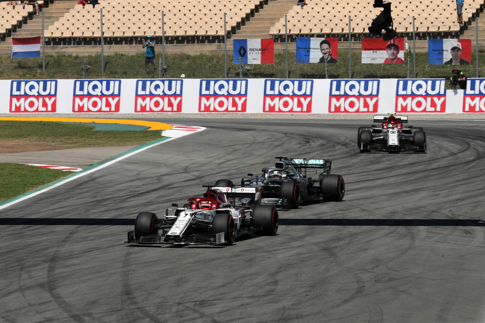 Daniel Ricciardo feared Renault response to Baku reverse crash