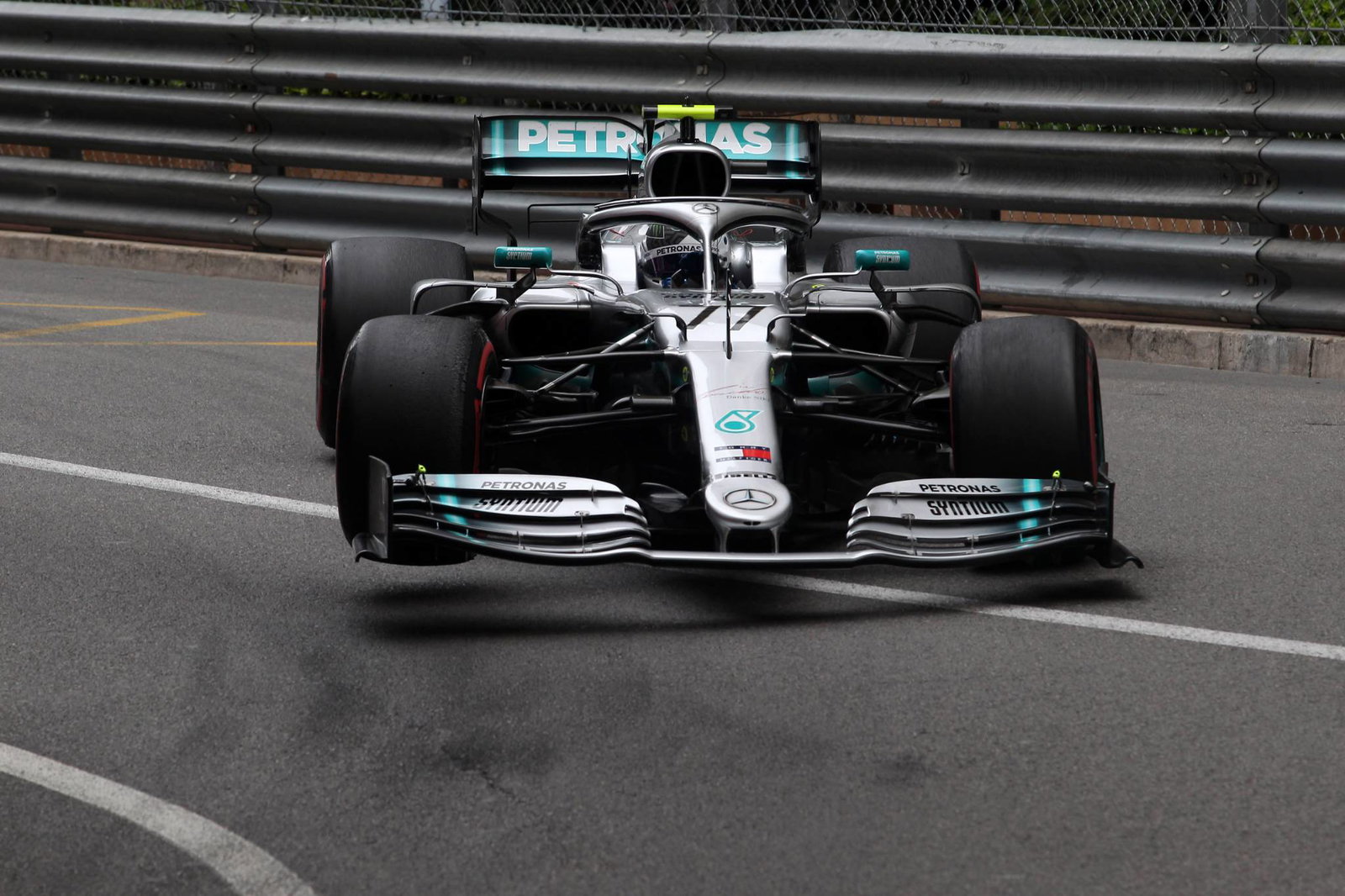 Sainz preparing for pain after Monaco GP FP1 engine issue