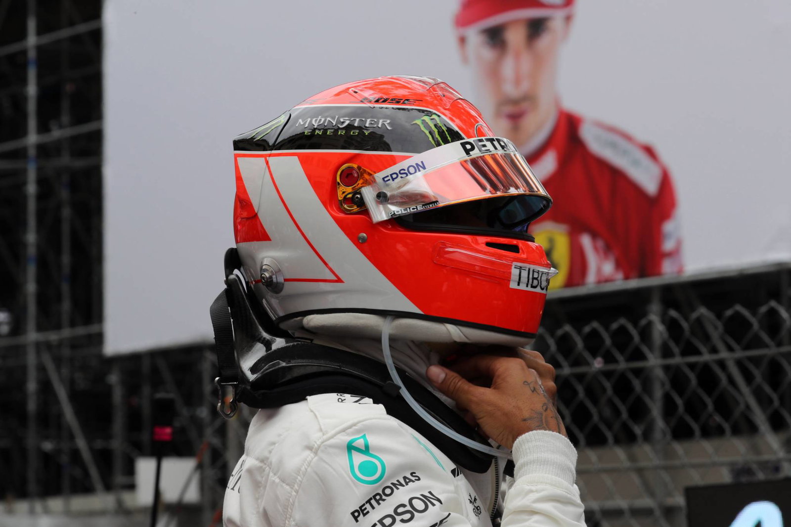 After criticism, Hamilton's class shines through with a win for Niki