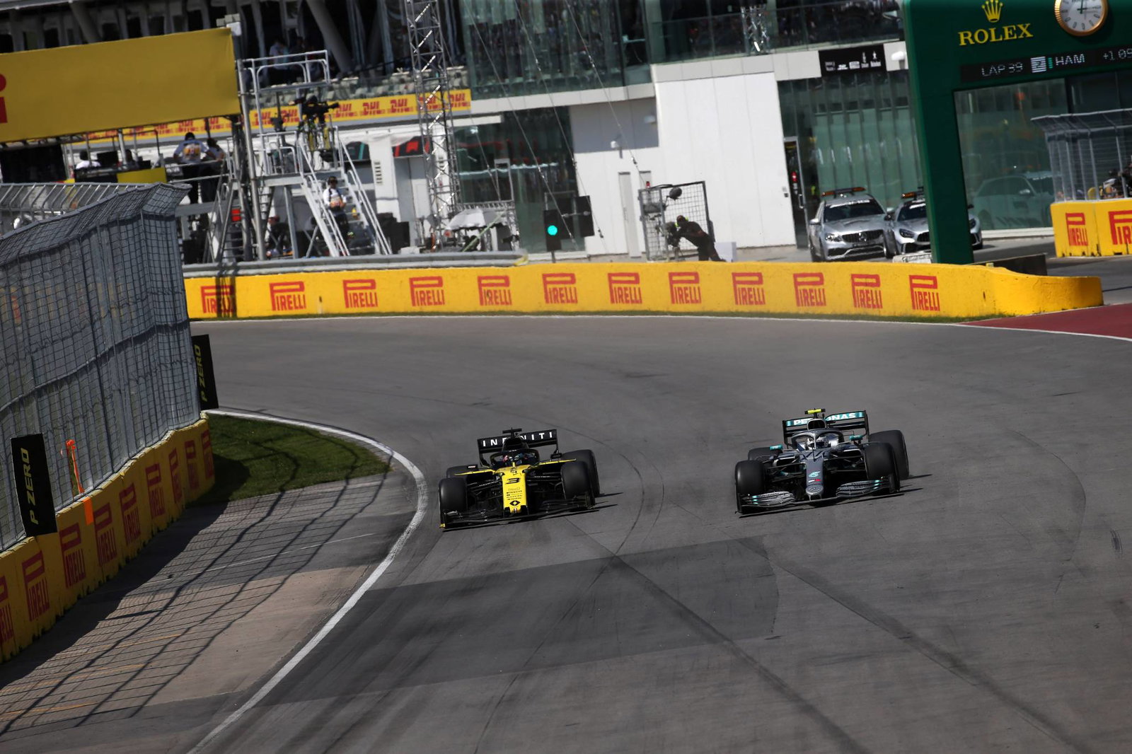 FIA menekan pemotongan corning di Paul Ricard