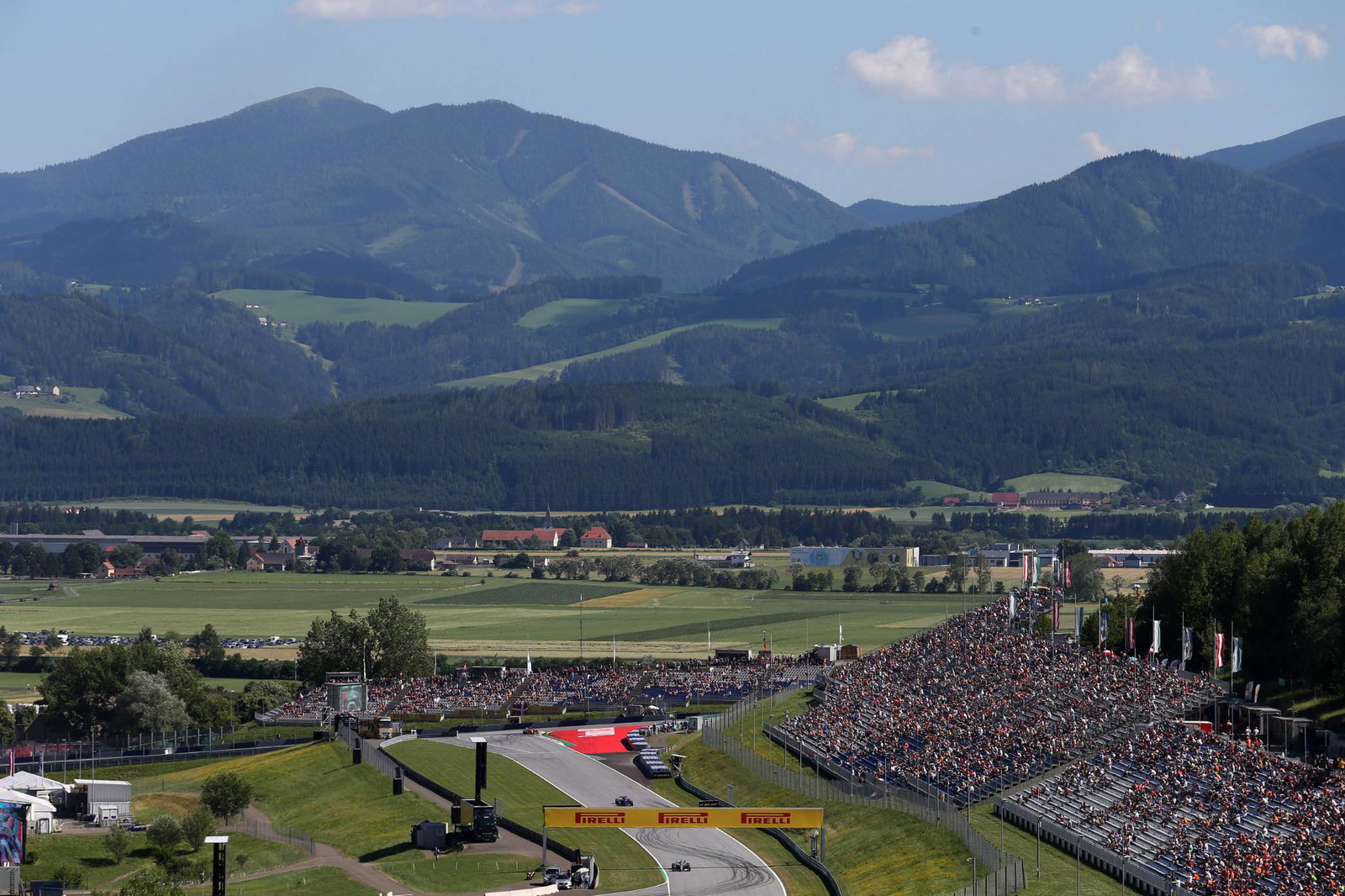 Alfa Romeo summoned to FIA stewards over Giovinazzi fuel temperature