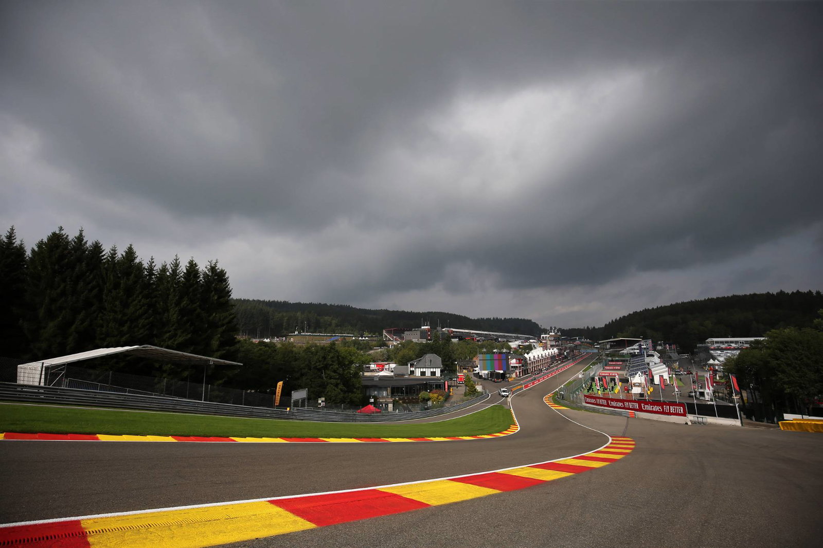 Romain Grosjean 'quite confident' of F1 stay, but considering options