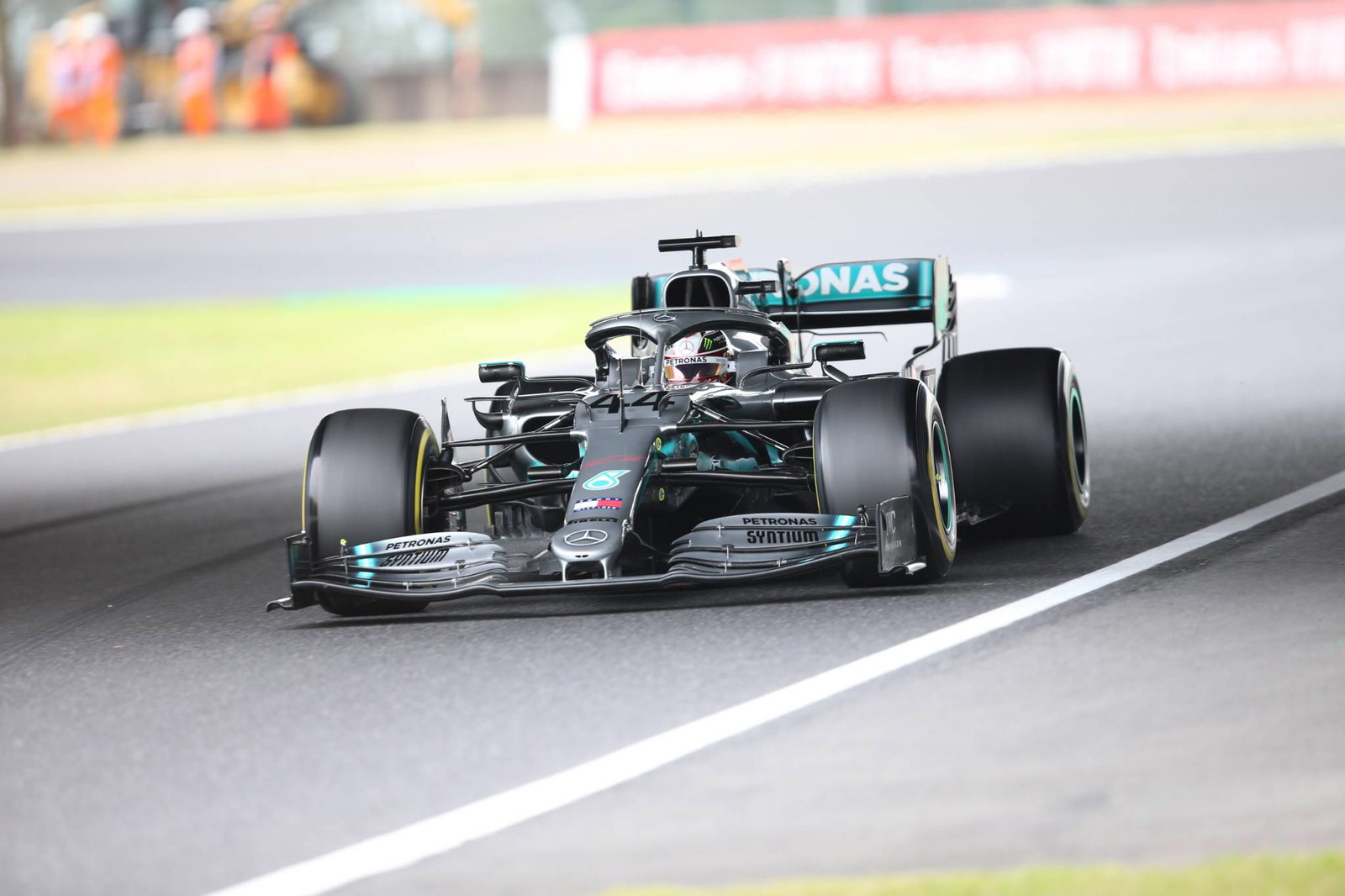 F1 timing glitch means Japanese GP finishes a lap early