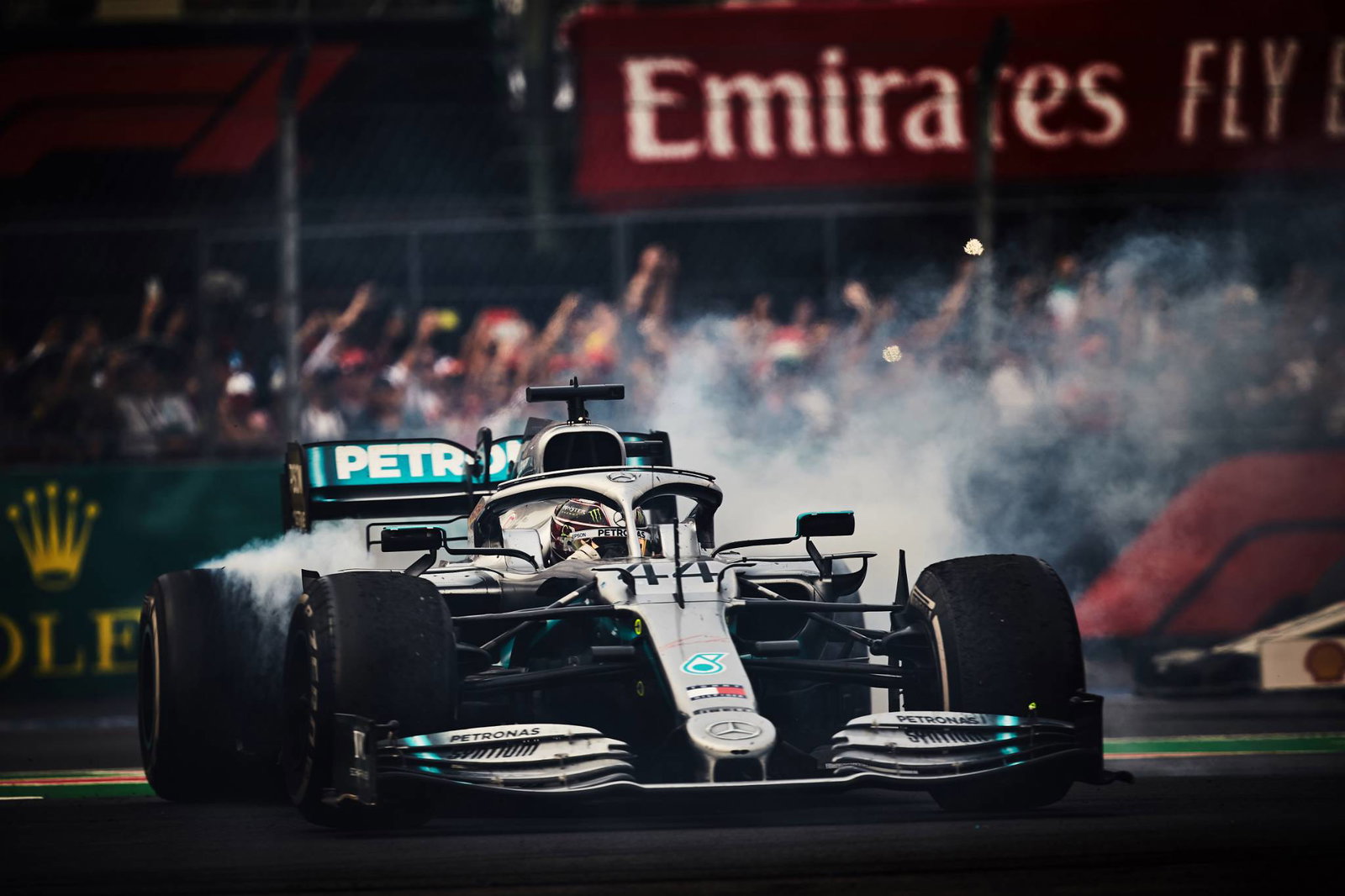 Daniel Ricciardo mendukung Vettel atas kritik desain trofi F1