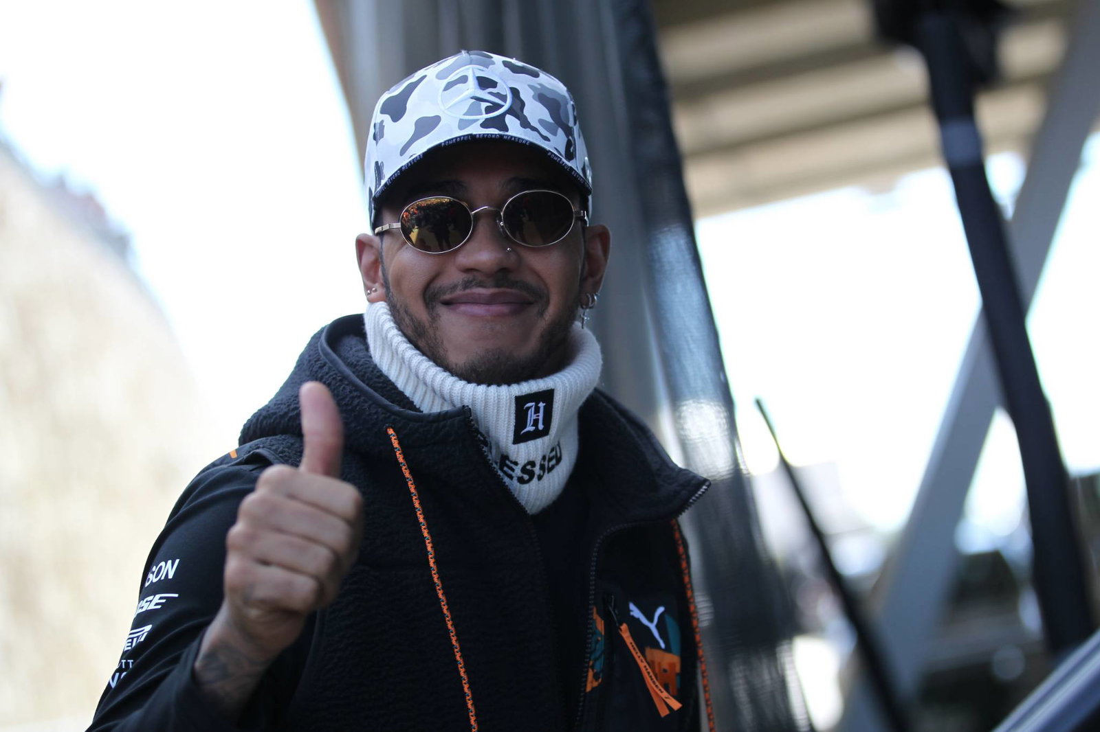 Hamilton memenangkan gelar dunia F1 keenam di GP AS untuk mendekati Schumacher