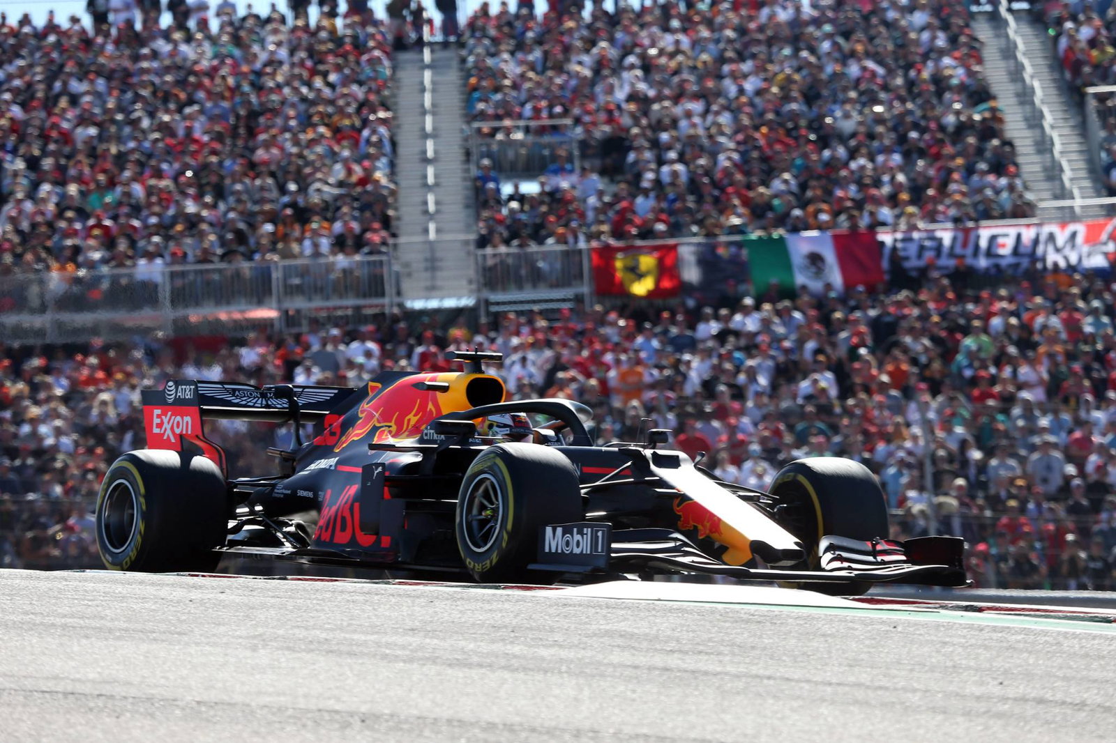 Lewis Hamilton working on F1 ‘masterpiece’ to catch Michael Schumacher