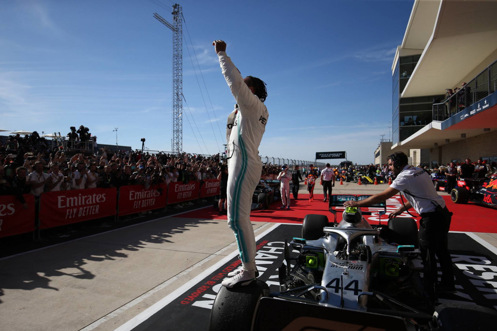 Valencia: Puig memuji 'gentleman' Lorenzo, penggantinya tidak jelas