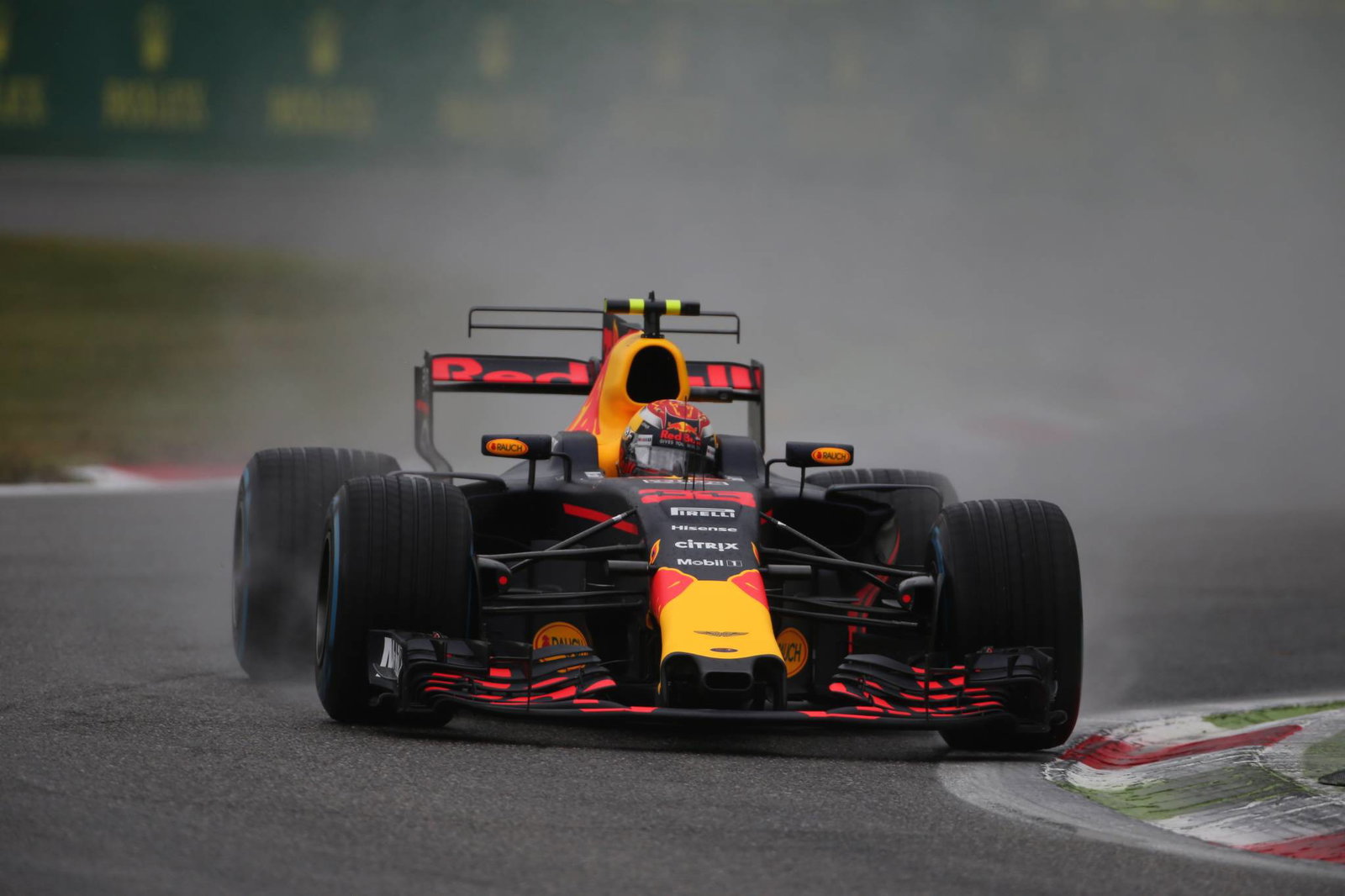 Verstappen quickest in Malaysia FP1 after rain delay
