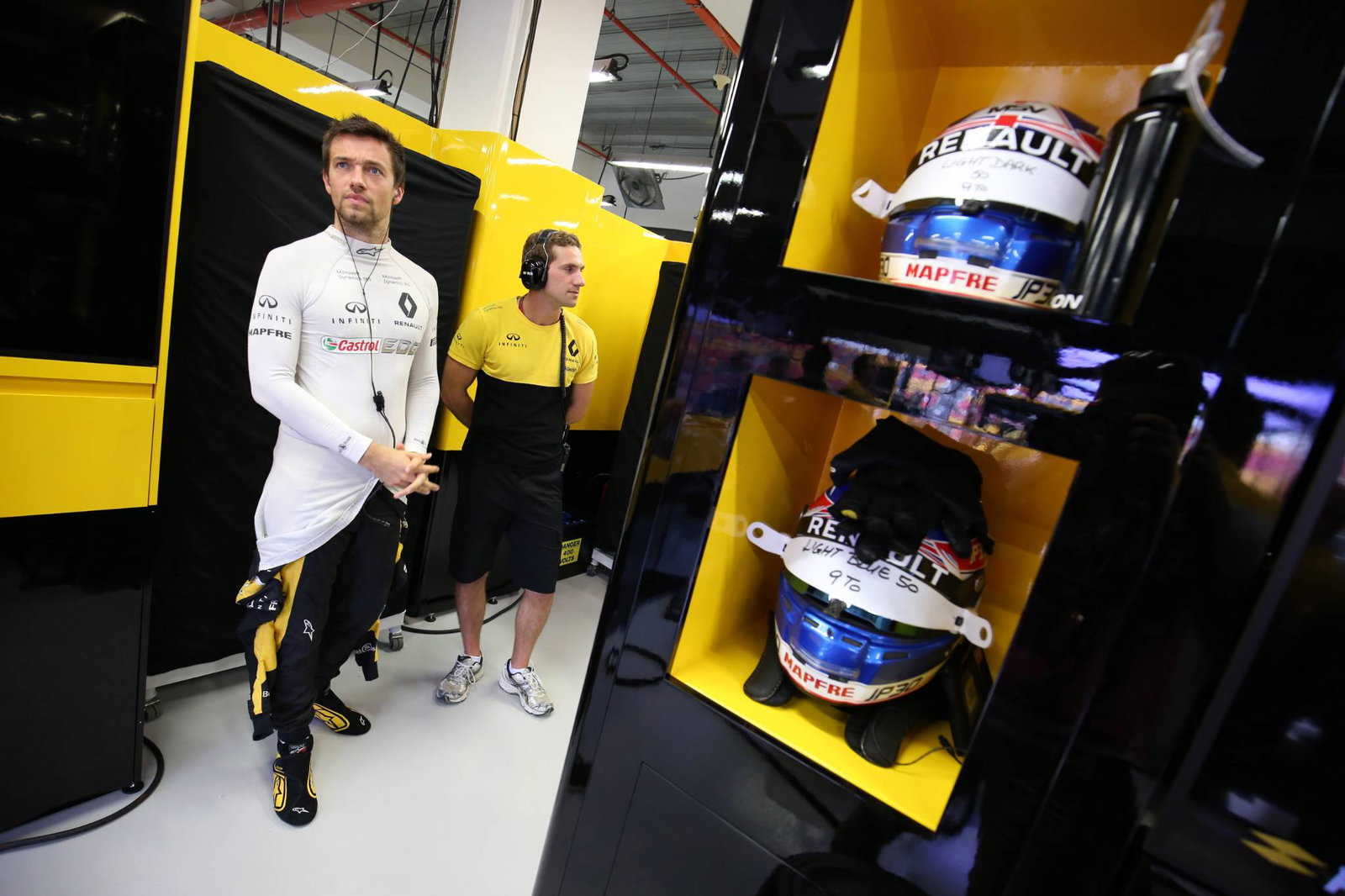 Hamilton: Red Bull F1 faster than expected in Singapore