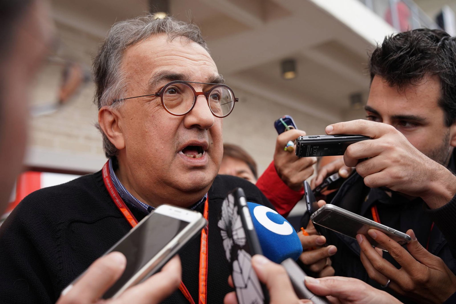 F1: Hamilton not thinking of numbers game despite strong title odds