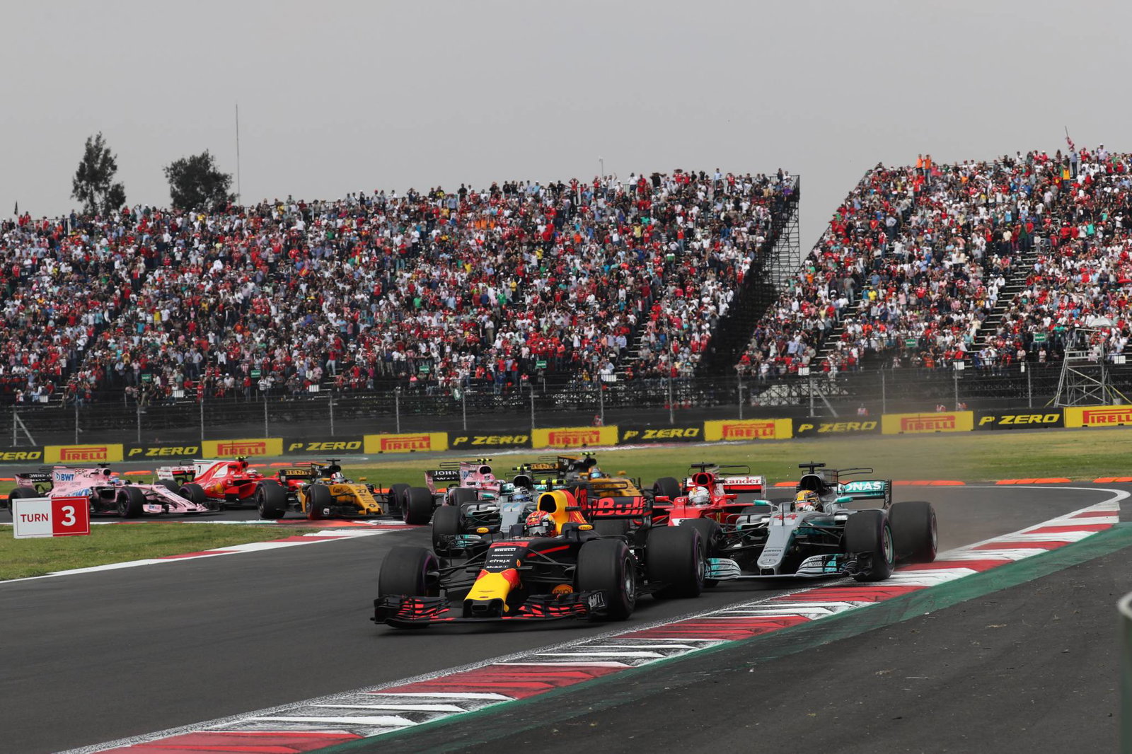 F1: Ricciardo frustrated as power unit failure ruins Mexico fightback
