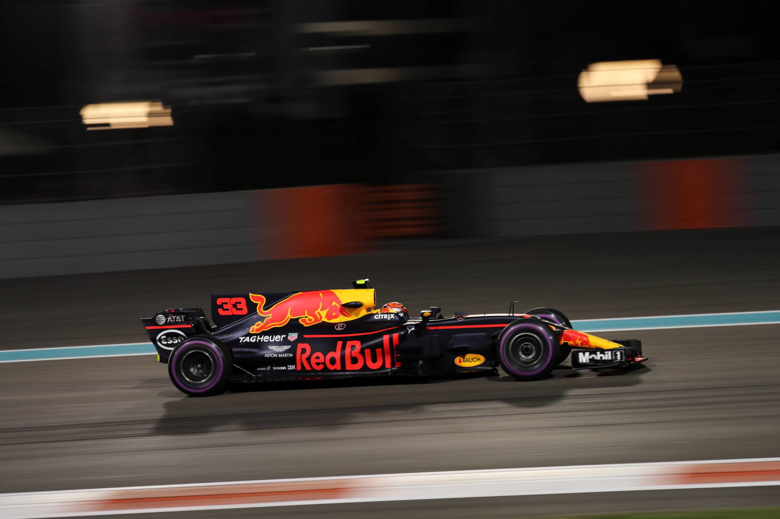 F1: Liberty set to offer advance on payments to teams after revenue drop