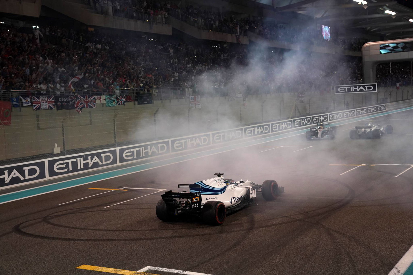 Hamilton’s hunger “critical” to keep him in F1 – Hakkinen