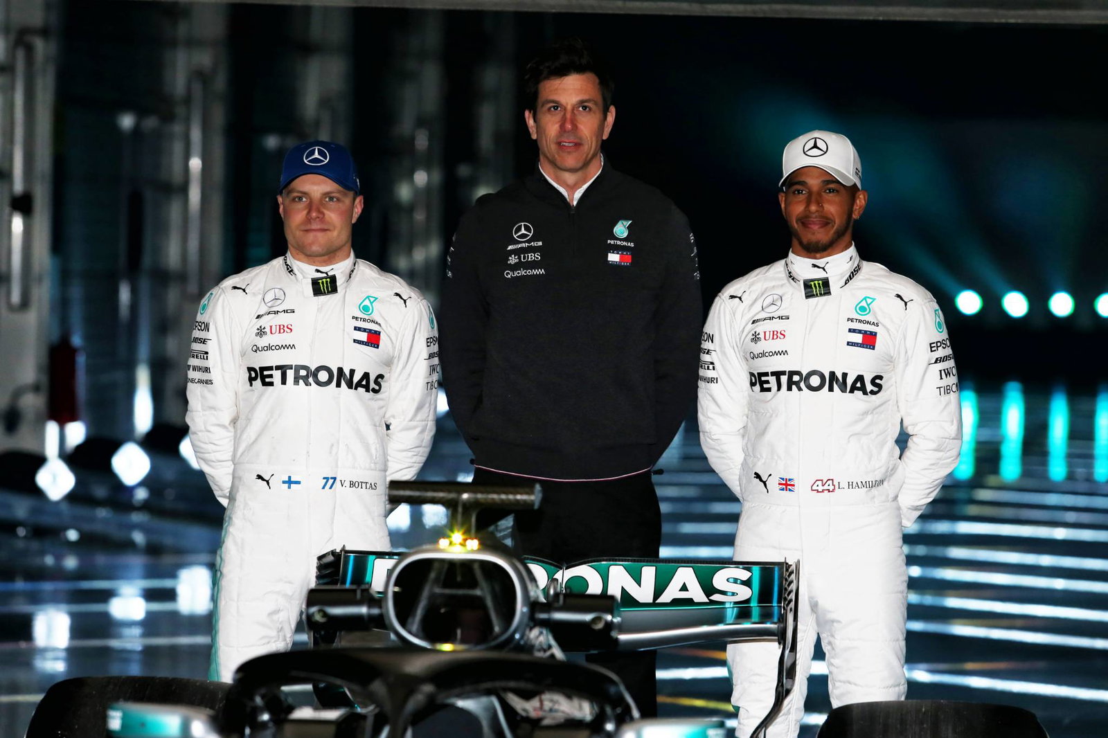 Bernie Ecclestone: Liberty harus mempertimbangkan saklar listrik untuk F1