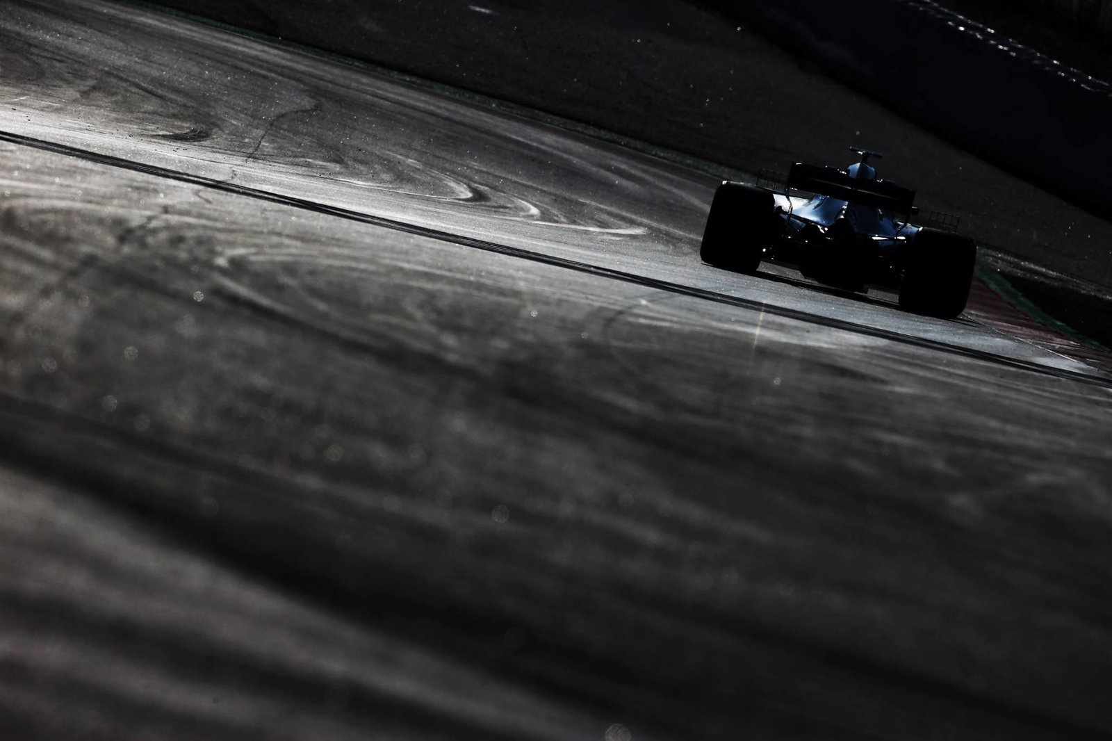 Mercedes mengantisipasi pertarungan gelar F1 tiga arah pada 2018