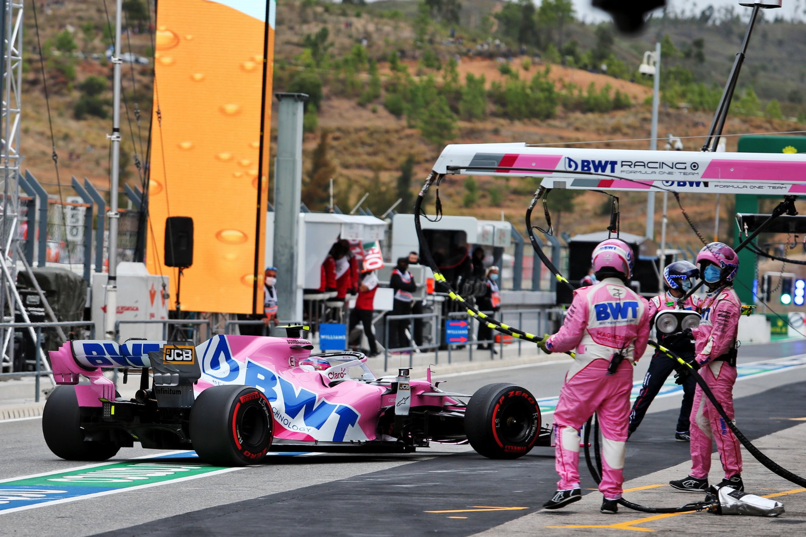 Lance Stroll (CDN) Racing Point F1 Team RP20 calls into the pits to retire from the race.