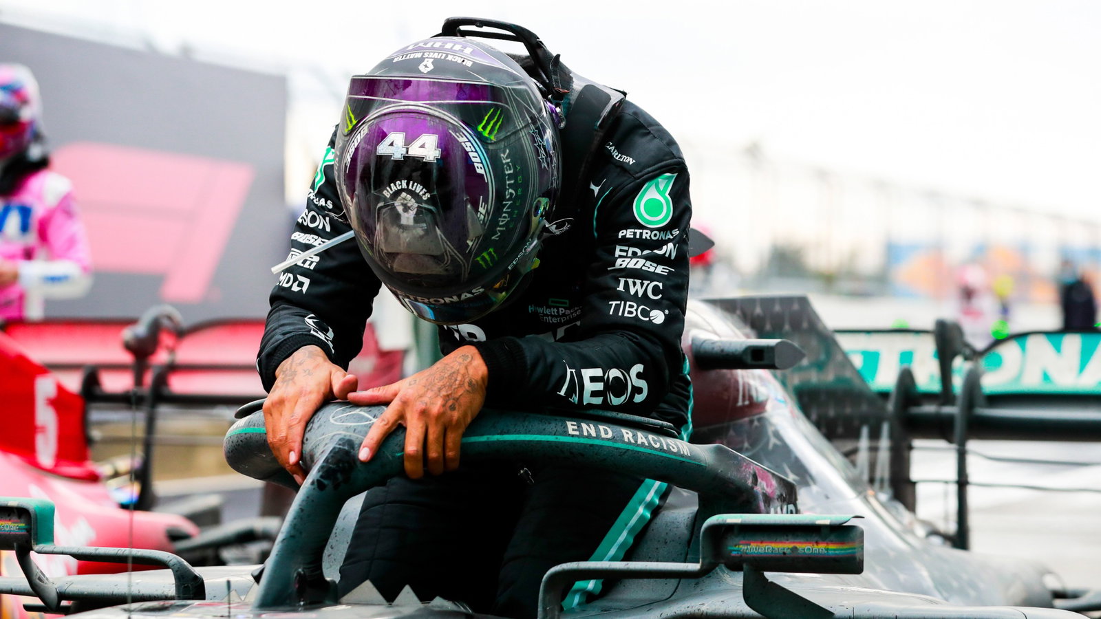 Race winner and World Champion Lewis Hamilton (GBR) Mercedes AMG F1 W11 celebrates in parc ferme.