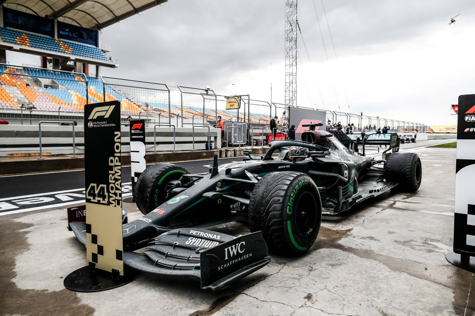 Race winner and World Champion Lewis Hamilton (GBR) Mercedes AMG F1 W11 celebrates in parc ferme.