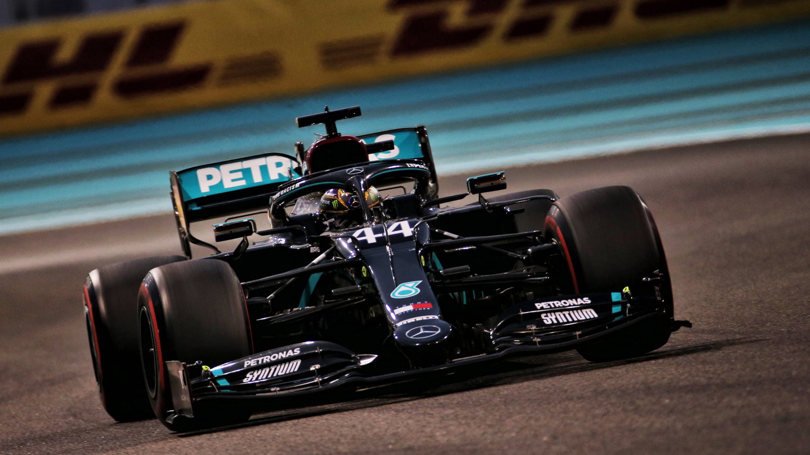 Lewis Hamilton (GBR) Mercedes AMG F1 W11.