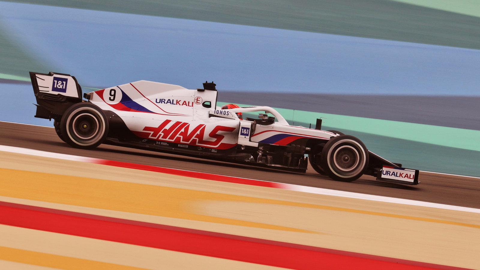 Nikita Mazepin (RUS) Haas F1 Team VF-21.