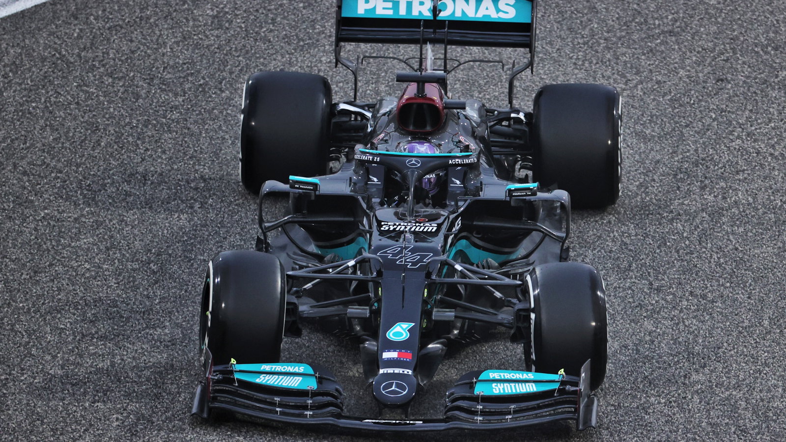 Lewis Hamilton (GBR) Mercedes AMG F1 W12.