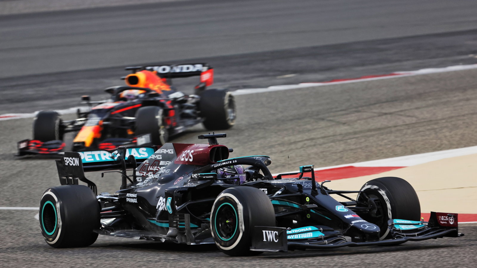 Lewis Hamilton (GBR) Mercedes AMG F1 W12.