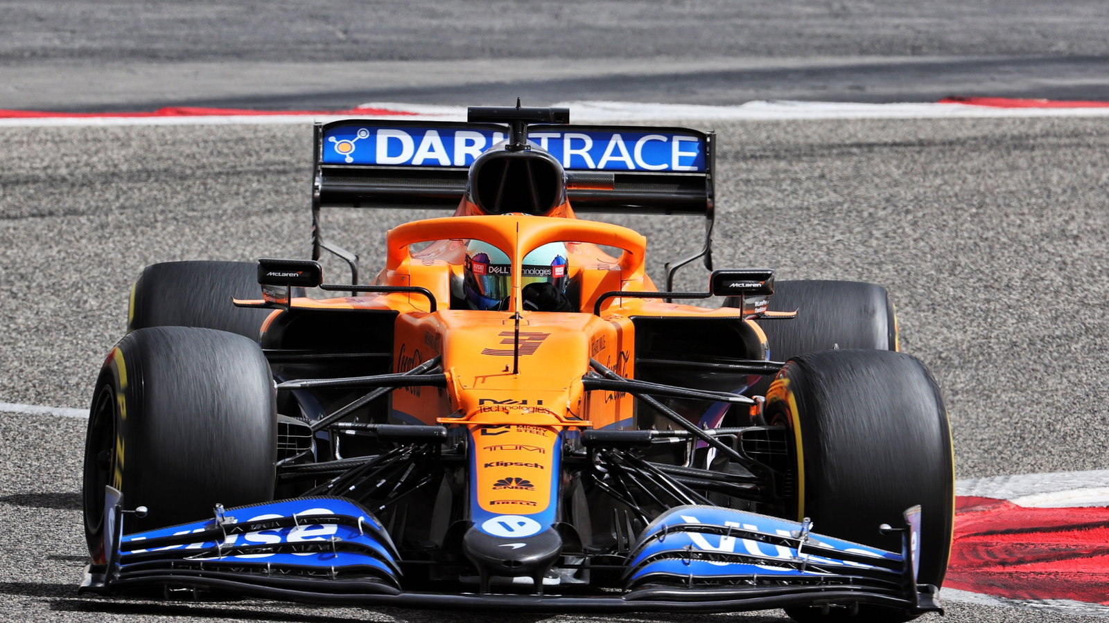 Daniel Ricciardo (AUS) McLaren MCL35M.