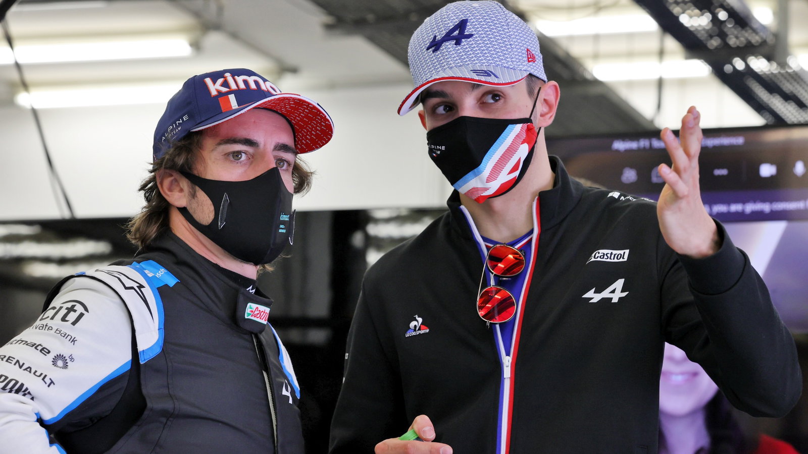 (L to R): Fernando Alonso (ESP) Alpine F1 Team and Esteban Ocon (FRA) Alpine F1 Team.