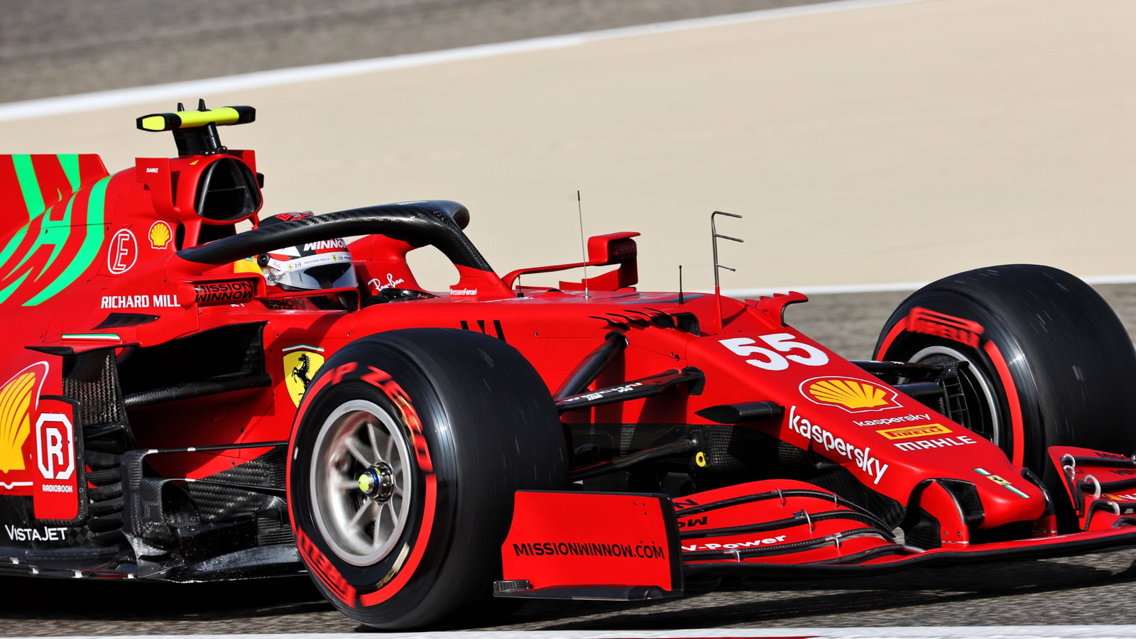 Carlos Sainz Jr (ESP) Ferrari SF-21.