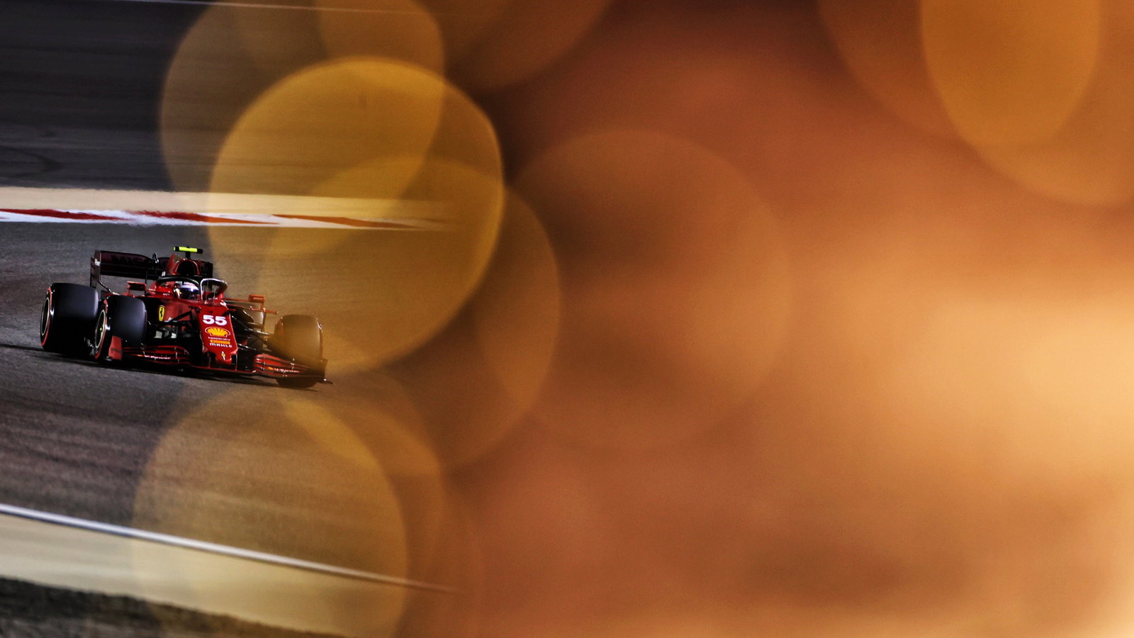 Carlos Sainz Jr (ESP) Ferrari SF-21.