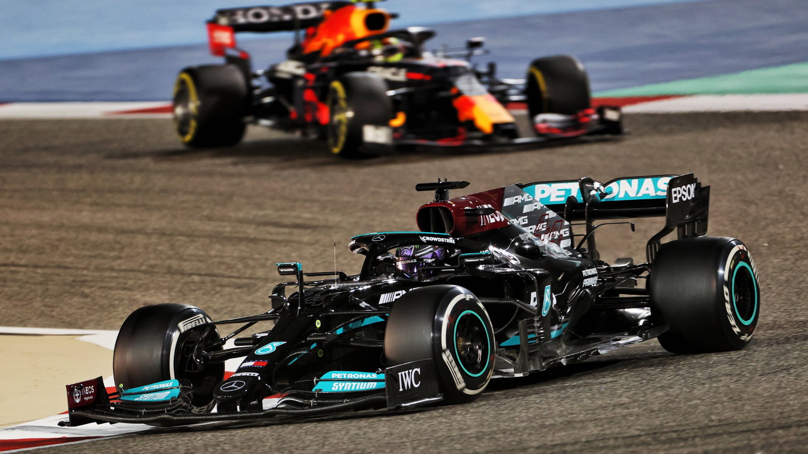 Lewis Hamilton (GBR) Mercedes AMG F1 W12.