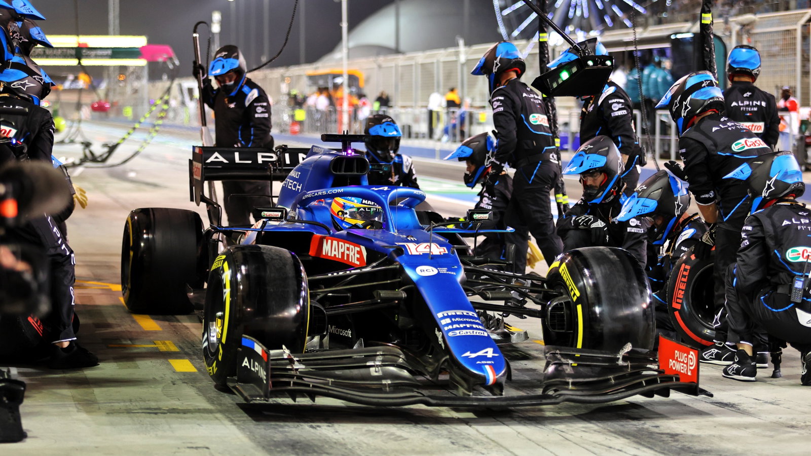 Fernando Alonso (ESP) Alpine F1 Team A521 makes a pit stop.