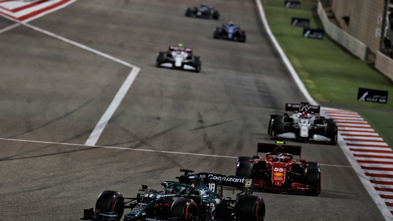 Lance Stroll (CDN) Aston Martin F1 Team AMR21.